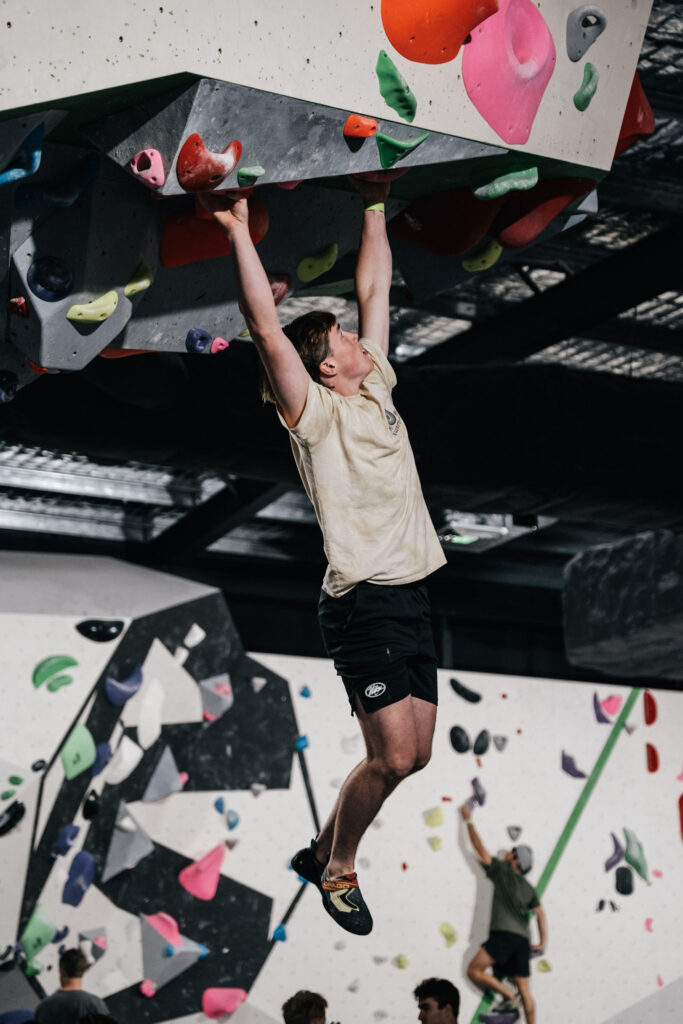 How to Set and Achieve Your Bouldering Goals